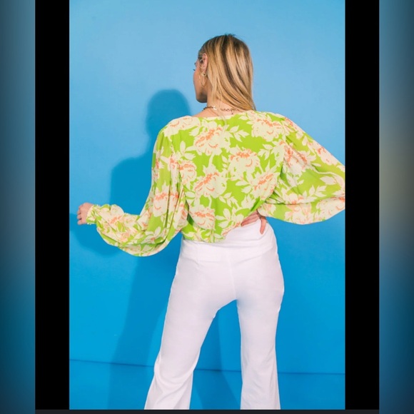 Flying Tomato bodysuits Floral Long Sleeve Blouse size M - Picture 3 of 8